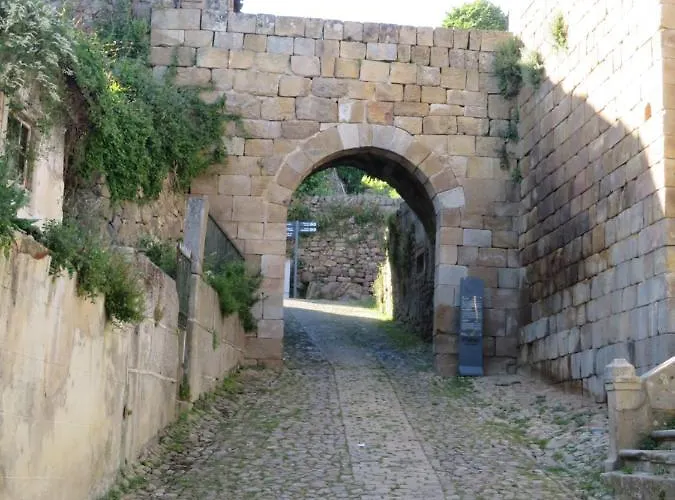 Casa Porta De Santiago